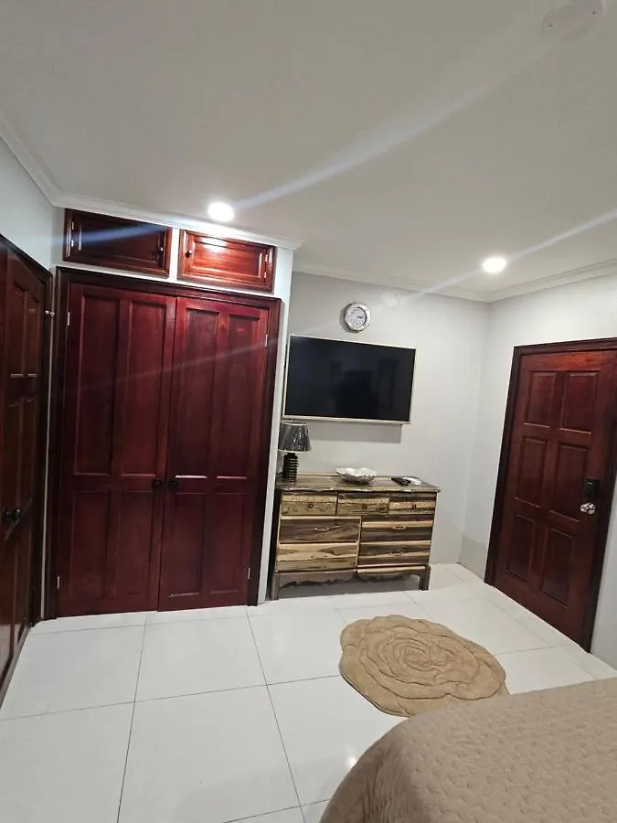 Secret Hideaway Apartment Ocho Rios